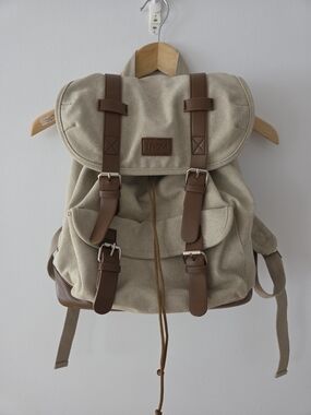 LNWOT Livom Beige Canvas Backpack with Brown Accents - Women's Bag